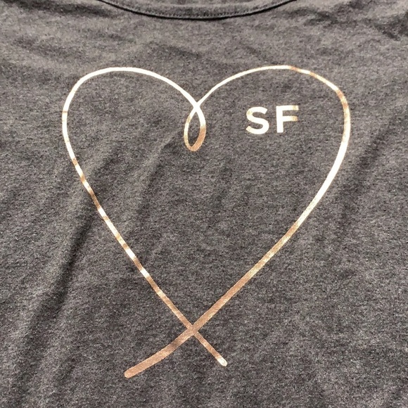 Old Navy Rose gold heart San Francisco graphic T-shirt large - Picture 5 of 7